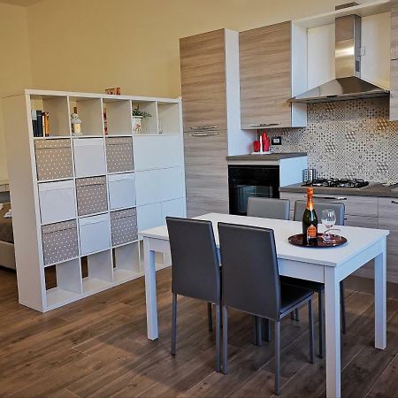 Tiny House Naxos Hotel จีอาร์ดีนี นักซอส ภายนอก รูปภาพ